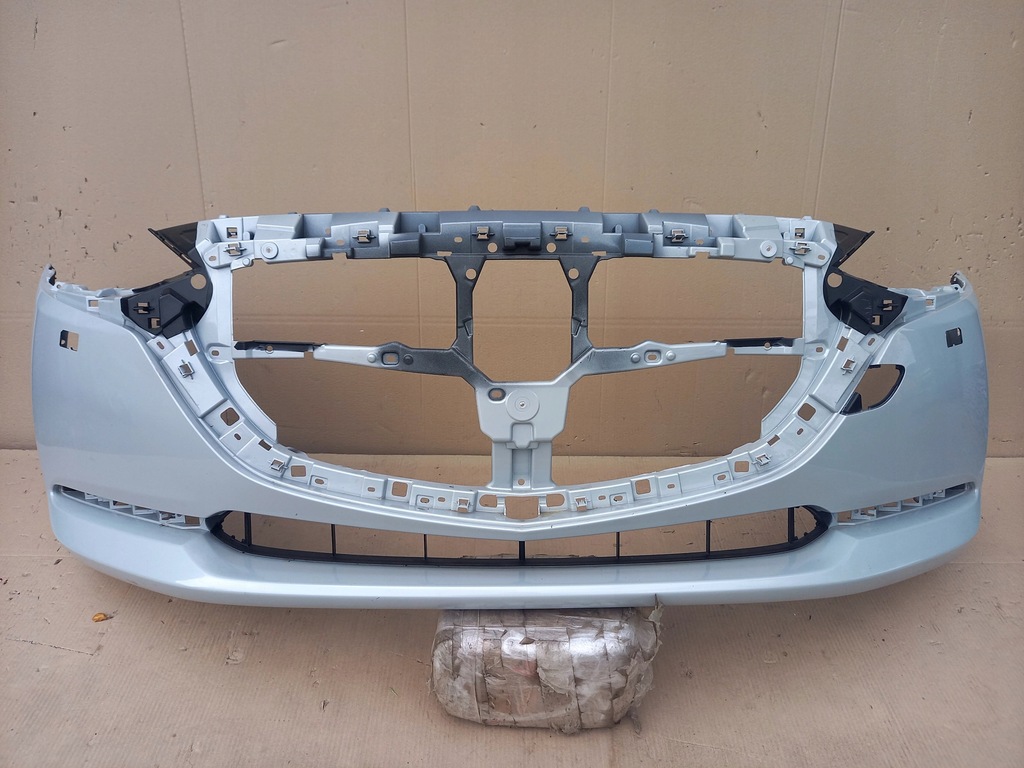 фото №1, Mazda 2 ii 20- бампер передний перед оригинал!