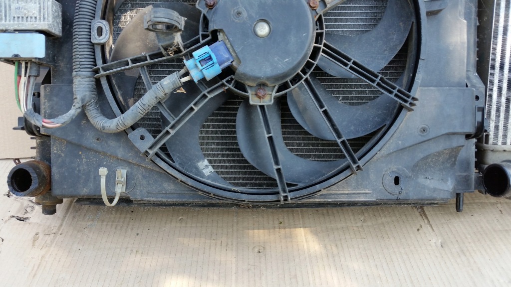 Pas передній радіатор dacia lodgy 1.5 tdi Ціна