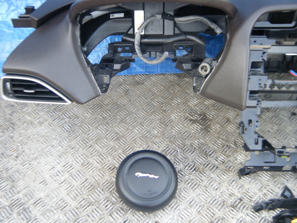 фото №7, Jaguar x761 f-pace приборная панель консоль подушки безопасности ремни подушка безопасности air bag oryg.