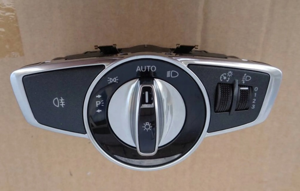 Купити Mercedes c-klasa w205 вимикач перемикач світла a2059056000