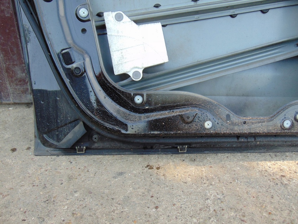 фото №13, Дверь левый перед mazda5 mazda 5 05/08 чёрные