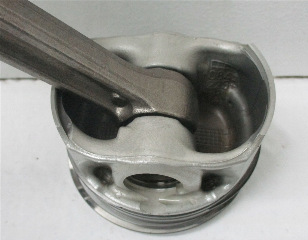 фото №15, Поршень шатун audi rs6 s8 4.0 tfsi ceu 079107066dt