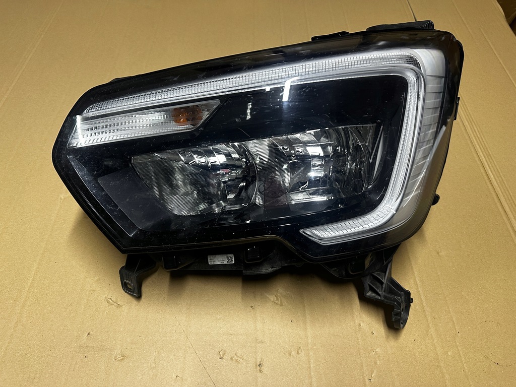 фото №1, Фара renault master iii 10 le 2020 or 260607867r