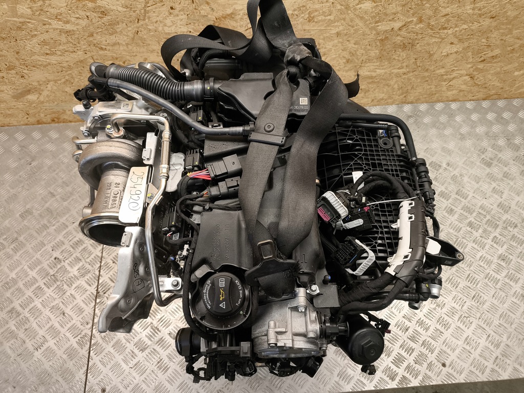 фото №14, Mercedes c klasa w206 двигун 2.0 бензин 254920 kompletny