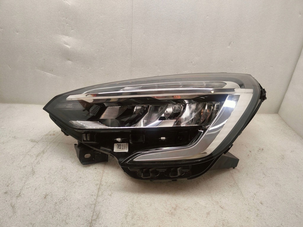 фото №1, Renault clio v full led перед сторона левая 260604183r