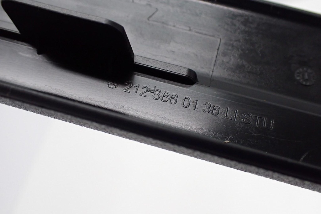 фото №3, Молдинг защита порог левый перед mercedes cls c218