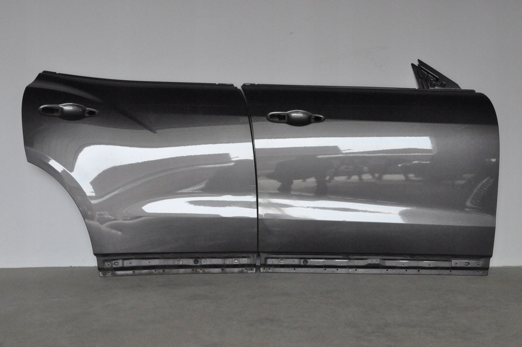 фото №1, Maserati levante двері праве передні перед