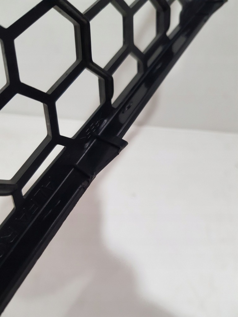 фото №7, Alfa romeo mito 2010 перед сторона права решітка радіатора радіатора / решітка радіатора