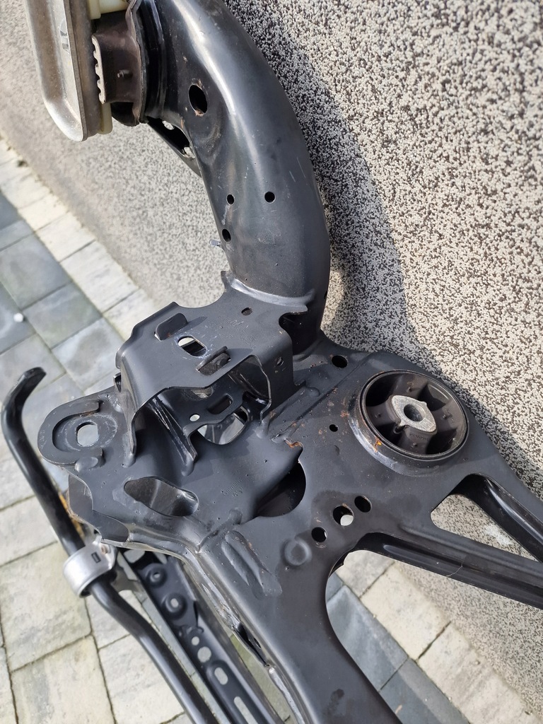 фото №6, Audi e-tron підрамник