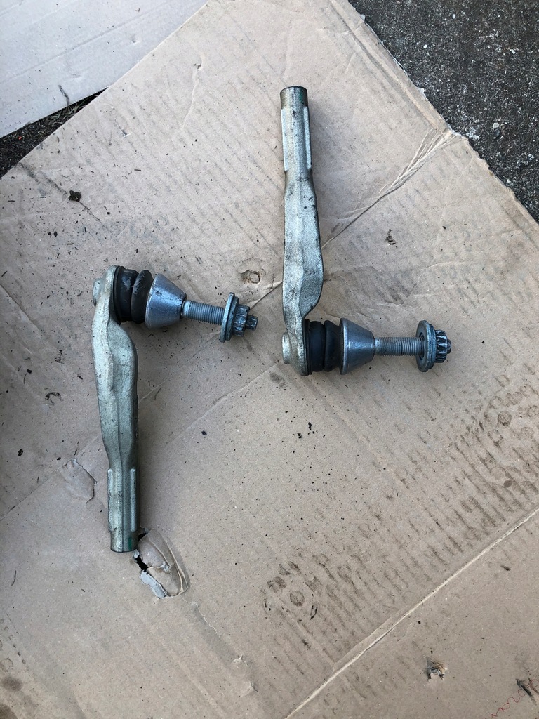 фото №1, Mercedes w205 4matic кермо. наконечник ліва