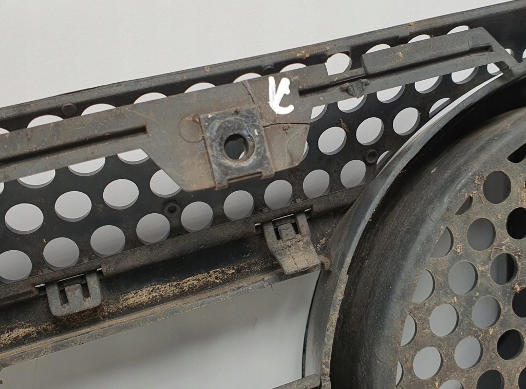 Купить Решётка радиатора решётка радиатора mercedes ml w163 1638800185