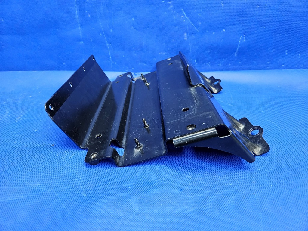 фото №8, Audi q8 e-tron кронштейн інвертора інвертора кронштейн інвертор інвертор