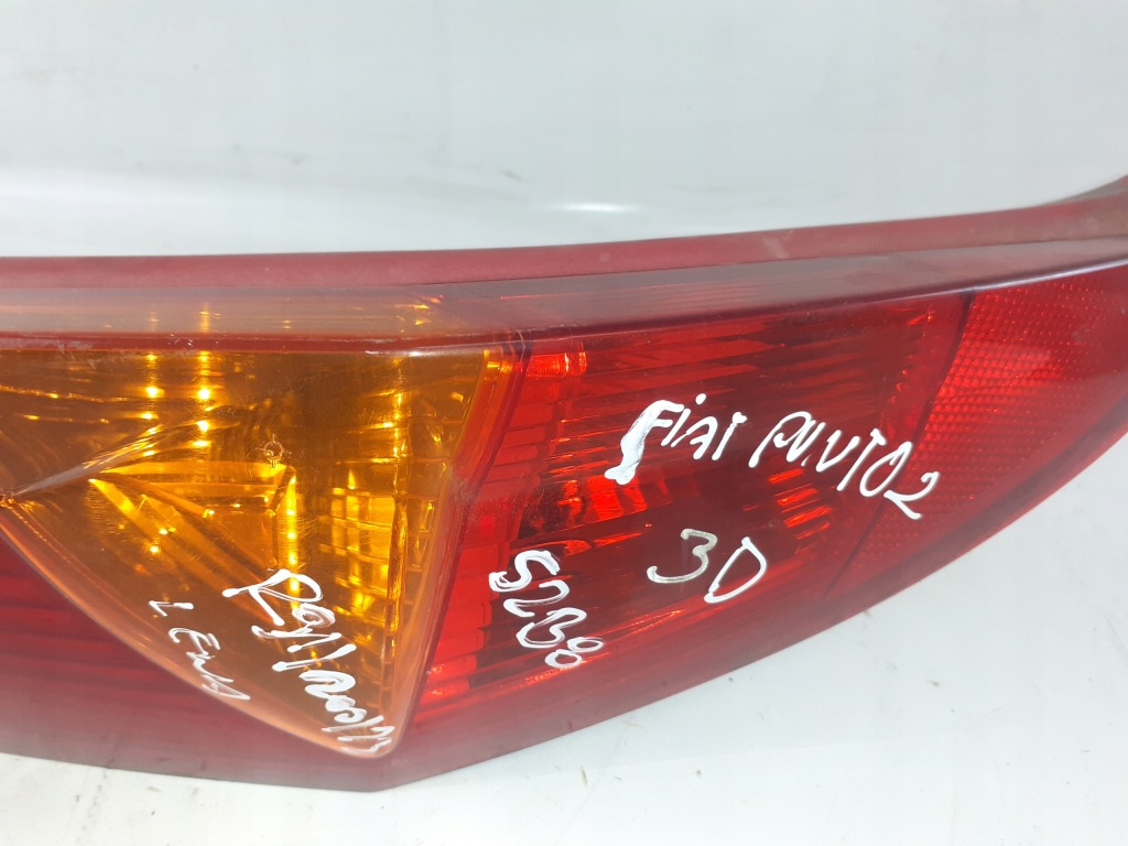 фото №3, Fiat punto ii лампа задняя задняя левая