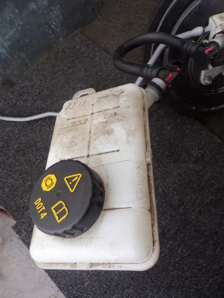 фото №7, Помпа усилитель тормозов тормозная 472103682r trafic iii lift