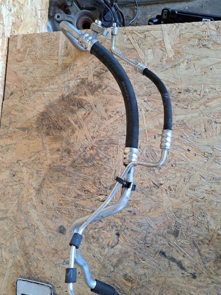 фото №2, Mercedes w213 трубки кондиционера трубка 2138307502