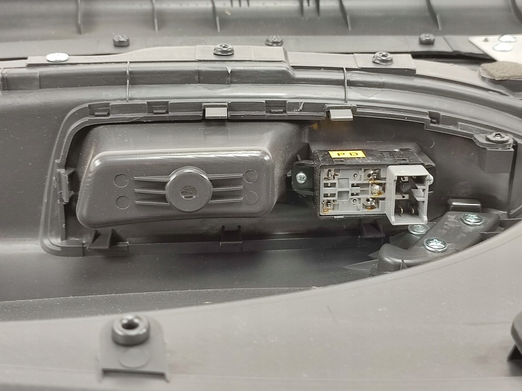 фото №8, Обшивка дверь правый перед chevrolet aveo 3drz 2003-2007 новый oryg 96859534