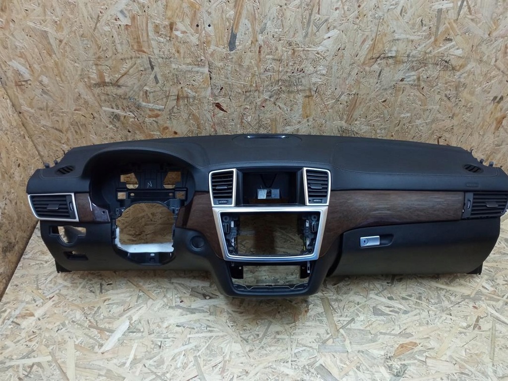 фото №1, Приборная панель приборная mercedes gl x166 kpl подушки безопасности