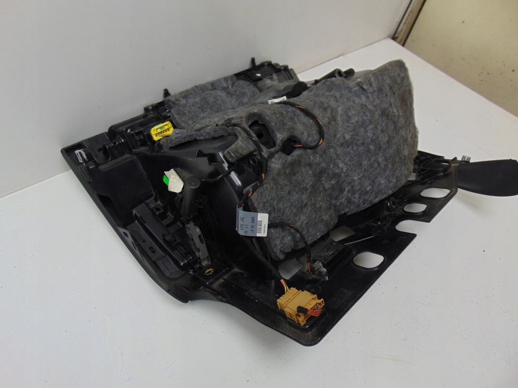 фото №10, Бардачок пасажира audi a4 b8 8k1857035 правий europa
