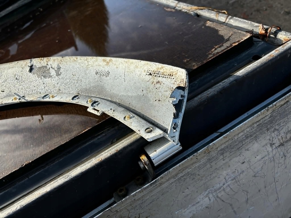 фото №12, Góra бампера накладка citroen ds7 crossback 9821647677 org. e-tense