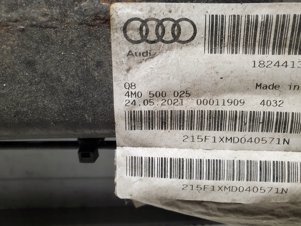 фото №7, Audi sq8 2021 4.0 benzin 373kw 4m0505235ca задній балка задні oem