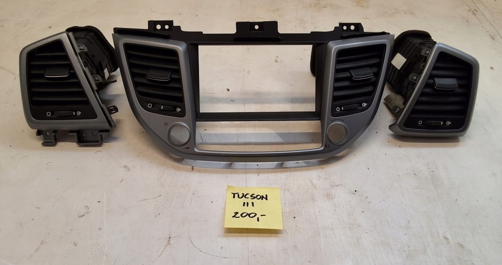 фото №2, Hyundai tucson iii рамка защита радио решётки обдув 84740-d7100