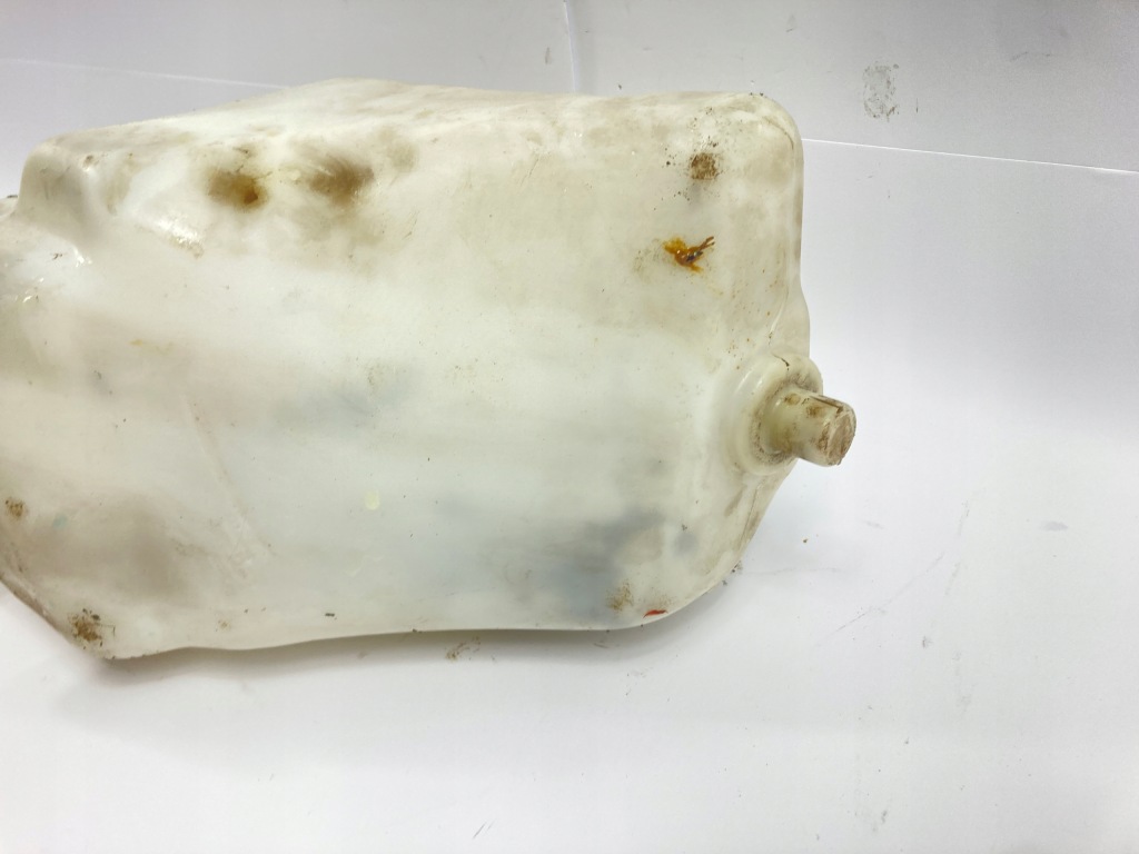 Бачок жидкость омывателя подогреваемый mercedes w124 1248690720 Киев