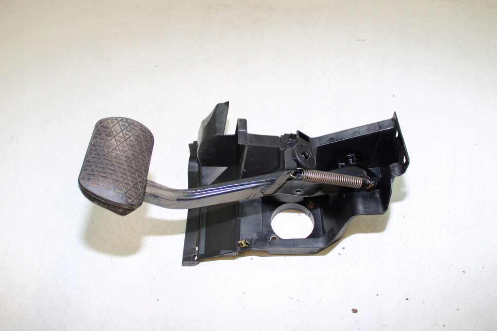 фото №4, Педаль гальма mercedes w203 автоматична коробка передач a2032900401 europa