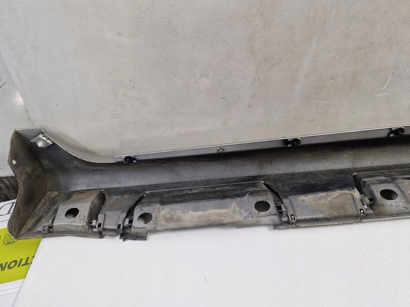 фото №10, Toyota matrix 2 ii e140 накладка молдинг порог порог левая 1f7 75860-02010