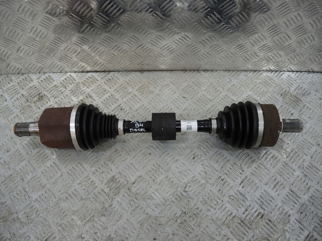 фото №1, Volvo xc60 ii b4 дизель привідний вал ліва p32240709