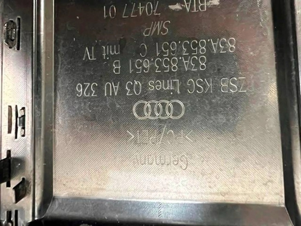 Решётка радиатора решётка радиатора решётка  радиатора audi q3 2 s-line 83a Доставка