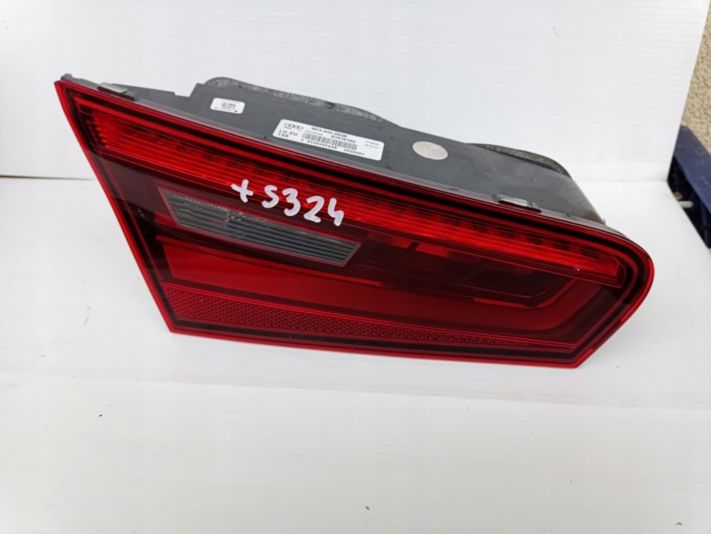 фото №1, Лампа задняя левая led a3 8v 3-дверь 8v3945093b