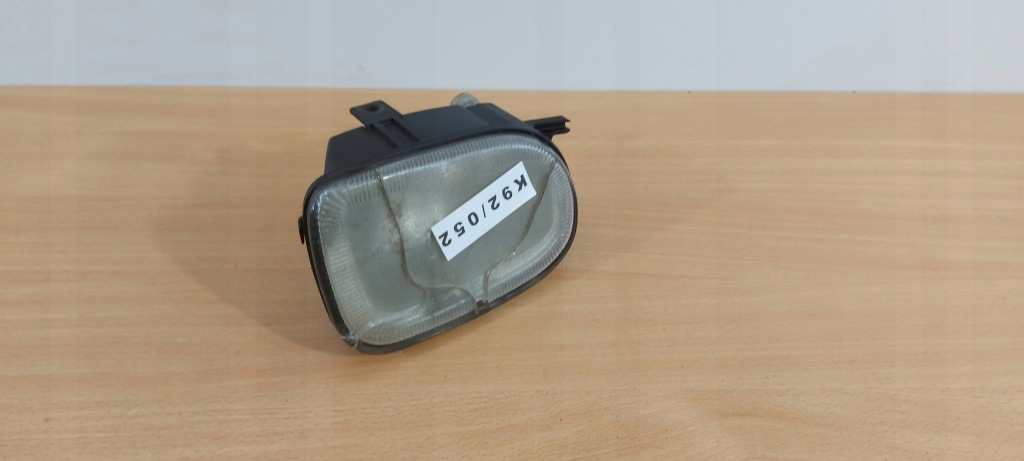 фото №1, Nissan almera n16 правый противотуманная фара оригинал