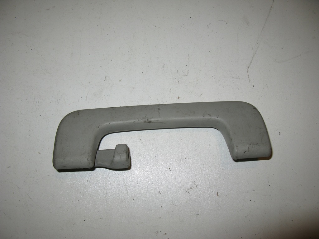 фото №1, Audi a4 b6 ручка кронштейн потолочный задняя 8e0857608c
