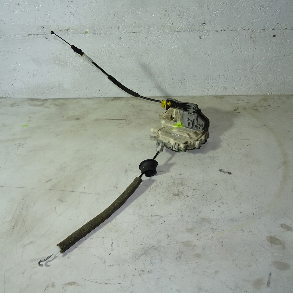 фото №1, Audi a5 8t замок дверь правый задняя 8k0839016c