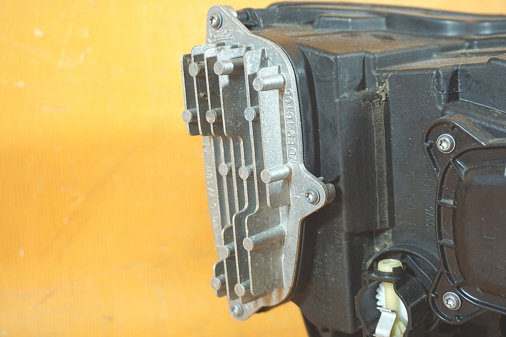 фото №15, Audi q2 81a 34km rhd uk лампи full led повний 81a941033c / 81a941034c