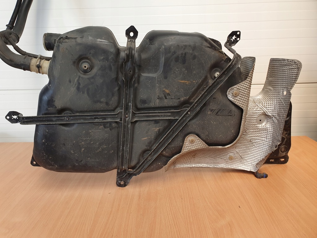 фото №10, Bak бак топлива насос hybrid citroen ds5 2.0