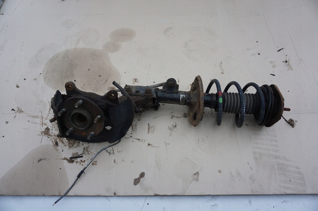 фото №1, Поворотный кулак левый перед toyota auris i 2.0 d4d