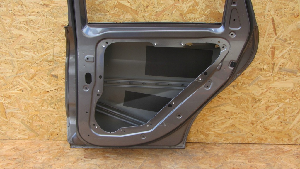 фото №9, Задние правое дверь mercedes w246 b-klasa