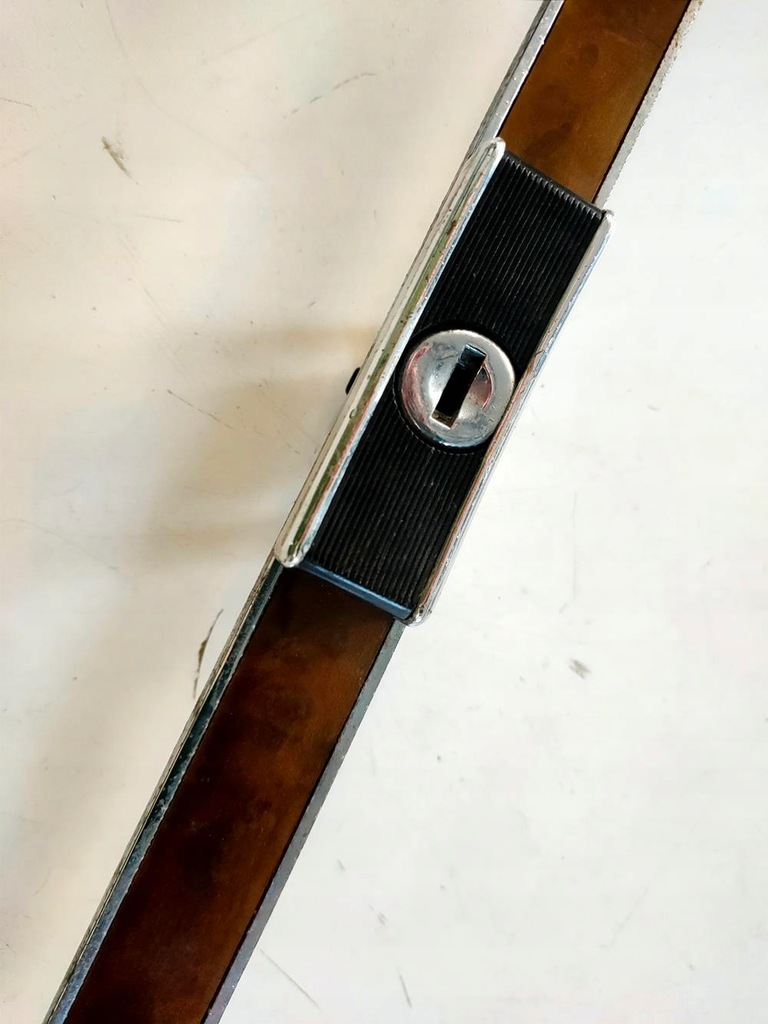 фото №5, Замок бардачка з молдинг mercedes 107