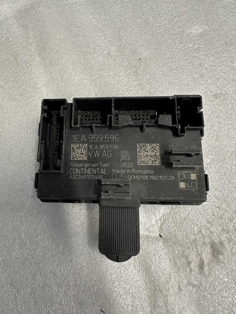 фото №1, !модуль блок управления дверь vw id.4 1ea959596!