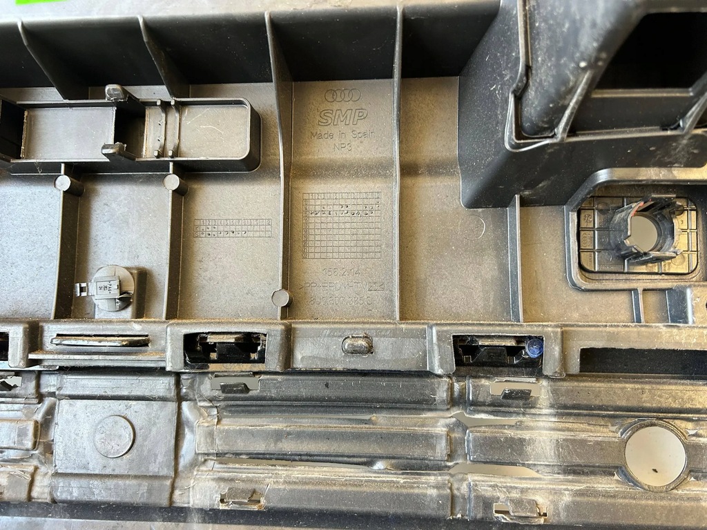 фото №9, Audi q3 8u s-line бампер задняя 8u0807521 aq оригинал