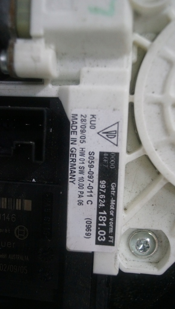 фото №5, Подъемник стекло левый перед porsche 911 997