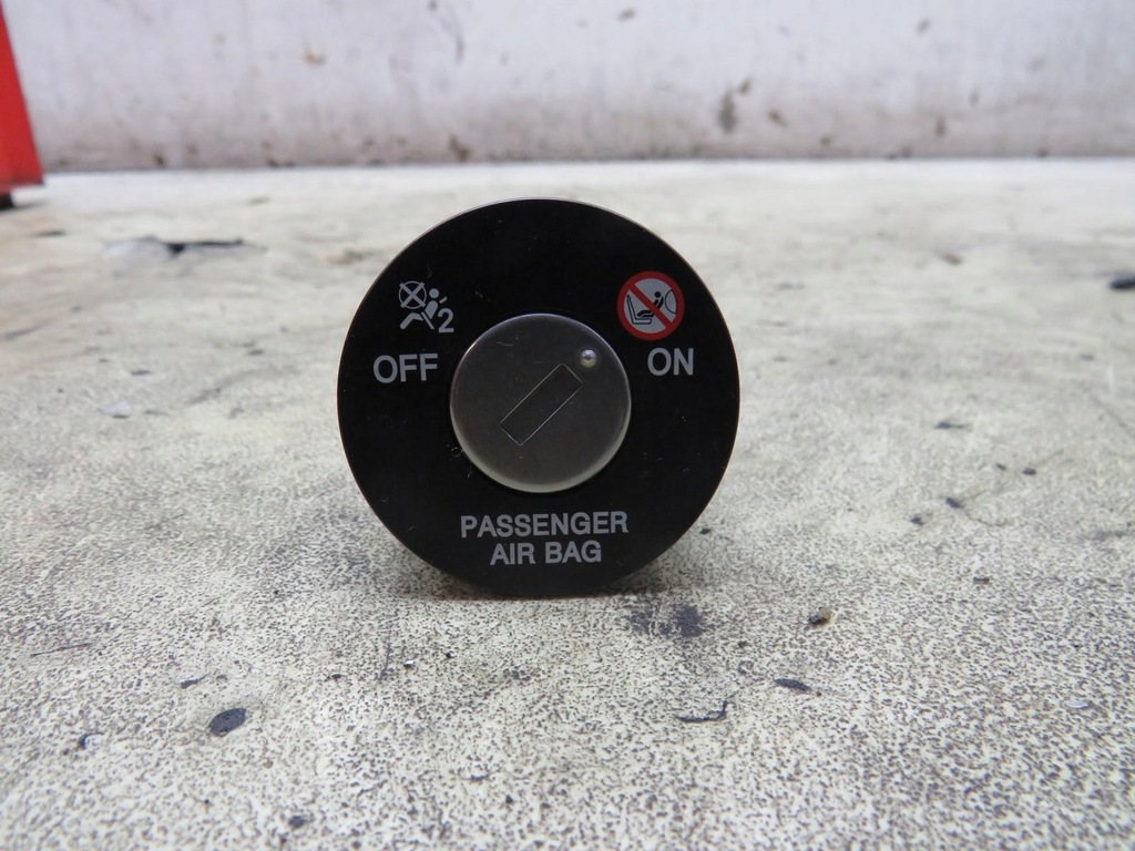 фото №1, Выключатель подушка безопасности kia carens iv