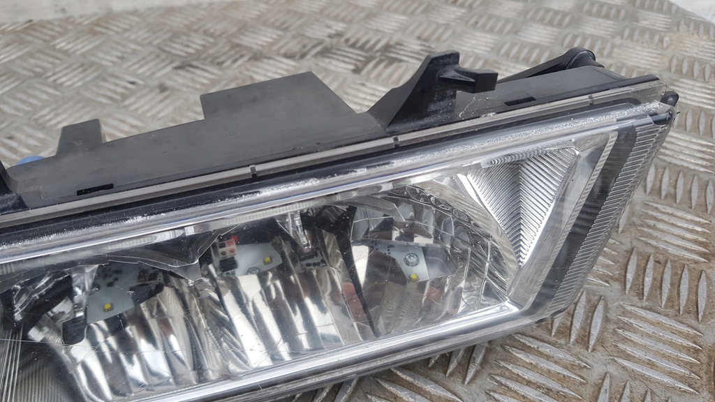 фото №5, Scania r s противотуманная фара левый 2552714