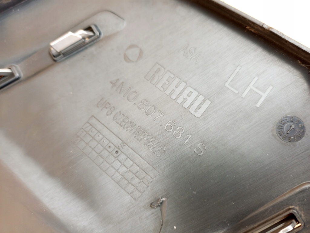 Audi q7 4m0 s-line 2015- решётка бампера перед левая 4m0807681s = Доставка