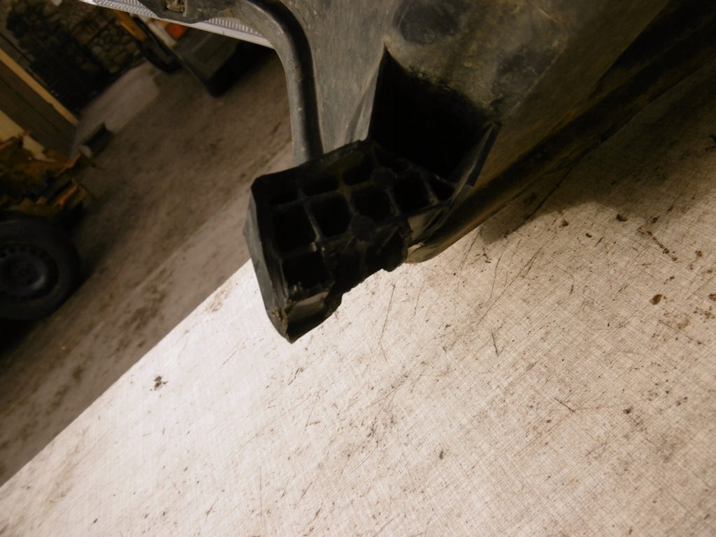 фото №4, Ford ranger лампа права оригінальний номер