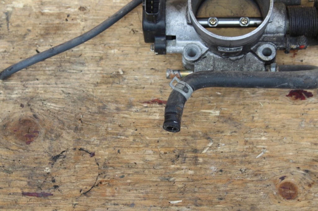 фото №5, Дросельна заслінка subaru forester i sf 2.0t ej205