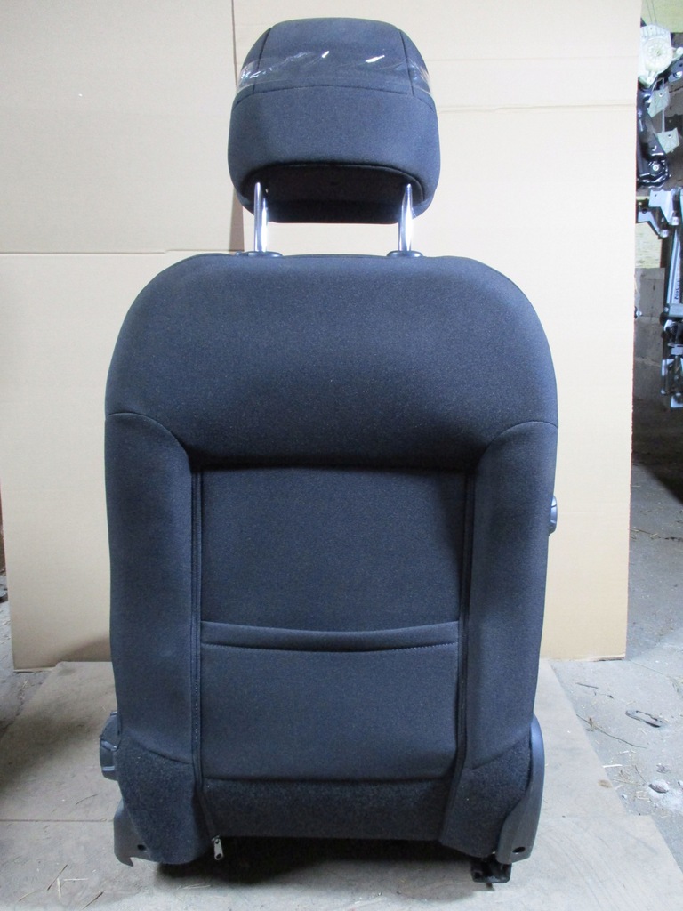 фото №7, Сидіння лівий перед citroen c4 ii b7