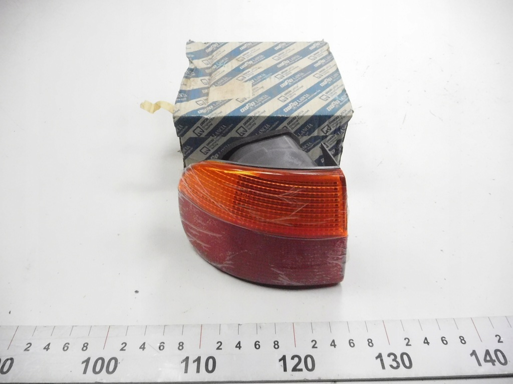 фото №10, Лампа ліва задня fiat punto оригінальний номер 46720191