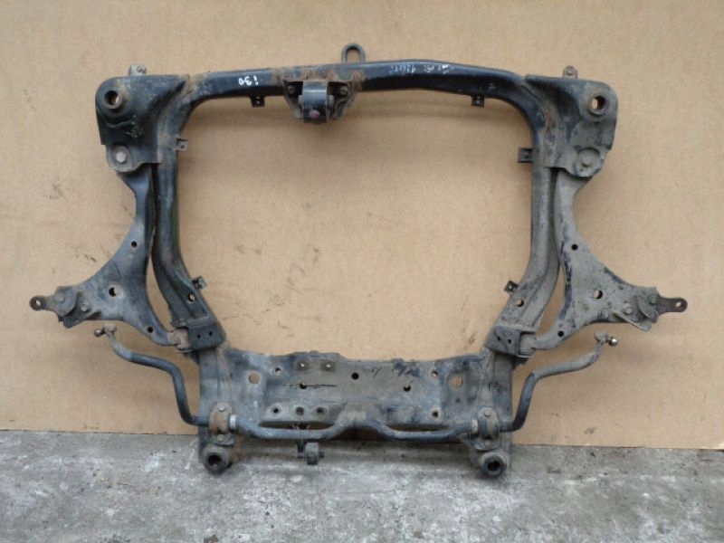 фото №8, Hyundai i30 i балка підрамник підрамник важелі перед 1,6d